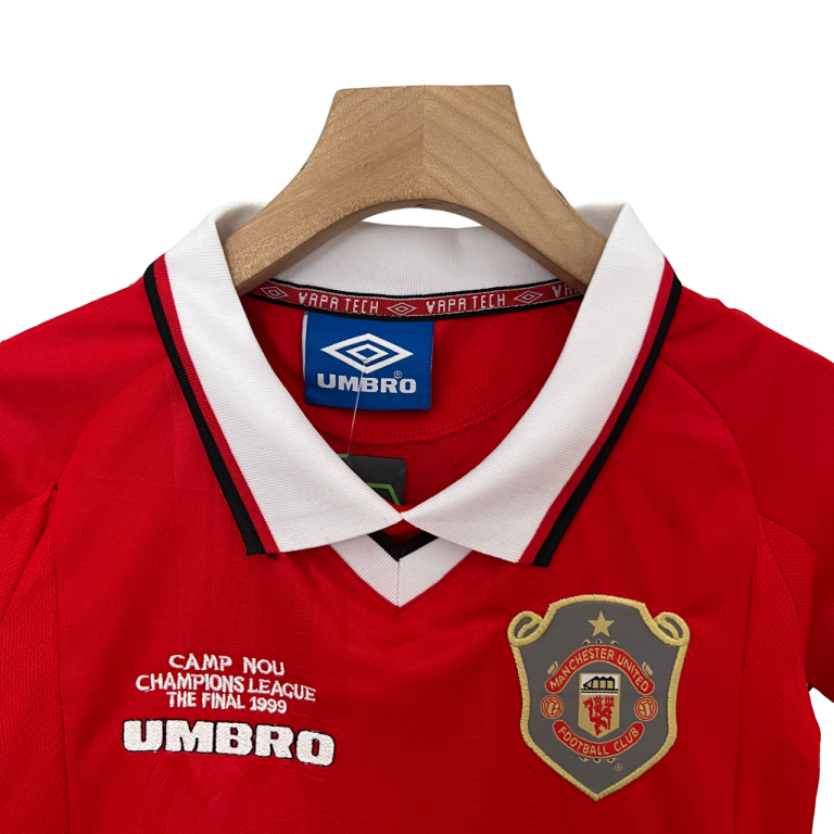 MANCHESTER UNITED I 99/00 CHILDREN'S SET (RETRO)